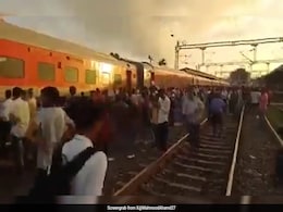 2 Coaches Of Rani Kamlapati-Saharsa Passenger Train Derail In Madhya Pradesh, No Deaths 2 Coaches Of Rani Kamlapati-Saharsa Passenger Train Derail In Madhya Pradesh, No Deaths