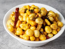 Love Munching On Makhana? You've Got To Try This Kurkure-Flavoured Makhana ASAP Love Munching On Makhana? You've Got To Try This Kurkure-Flavoured Makhana ASAP