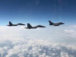 Rafel Crash: दो राफेल लड़ाकू विमान आपस में टकराए, दो पायलटों की मौत