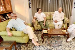 Congress-National Conference J&K Tie-Up Done But Discord Over Seats' Math Congress-National Conference J&K Tie-Up Done But Discord Over Seats' Math