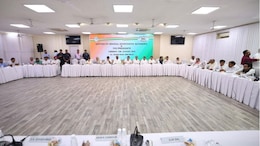 कांग्रेस मुख्यालय में जुटे राहुल, खरगे समेत तमाम दिग्गज, जानें आगे की रणनीति