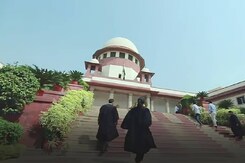 NEET पेपर लीक मामले पर SC ने  दोबारा परीक्षा कराने से किया इनकार NEET पेपर लीक मामले पर SC ने  दोबारा परीक्षा कराने से किया इनकार