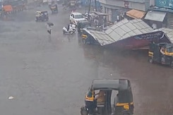 Another Hoarding Collapse In Mumbai: No Fix For Big Indian Cities? Another Hoarding Collapse In Mumbai: No Fix For Big Indian Cities?