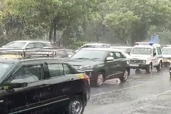 Several Underpasses Flooded In Noida Due To Heavy Overnight Rain Several Underpasses Flooded In Noida Due To Heavy Overnight Rain