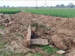 उत्तर प्रदेश : मैनपुरी में प्रशासन ने शहीद स्थल पर ही चला दिया बुलडोजर उत्तर प्रदेश : मैनपुरी में प्रशासन ने शहीद स्थल पर ही चला दिया बुलडोजर