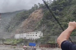 Landslides In India: भारत में हर साल 30,000 छोटी-बड़ी लैंडस्लाइड! क्या इसके पीछे Climate Changeज़िम्मेदार? Landslides In India: भारत में हर साल 30,000 छोटी-बड़ी लैंडस्लाइड! क्या इसके पीछे Climate Changeज़िम्मेदार?