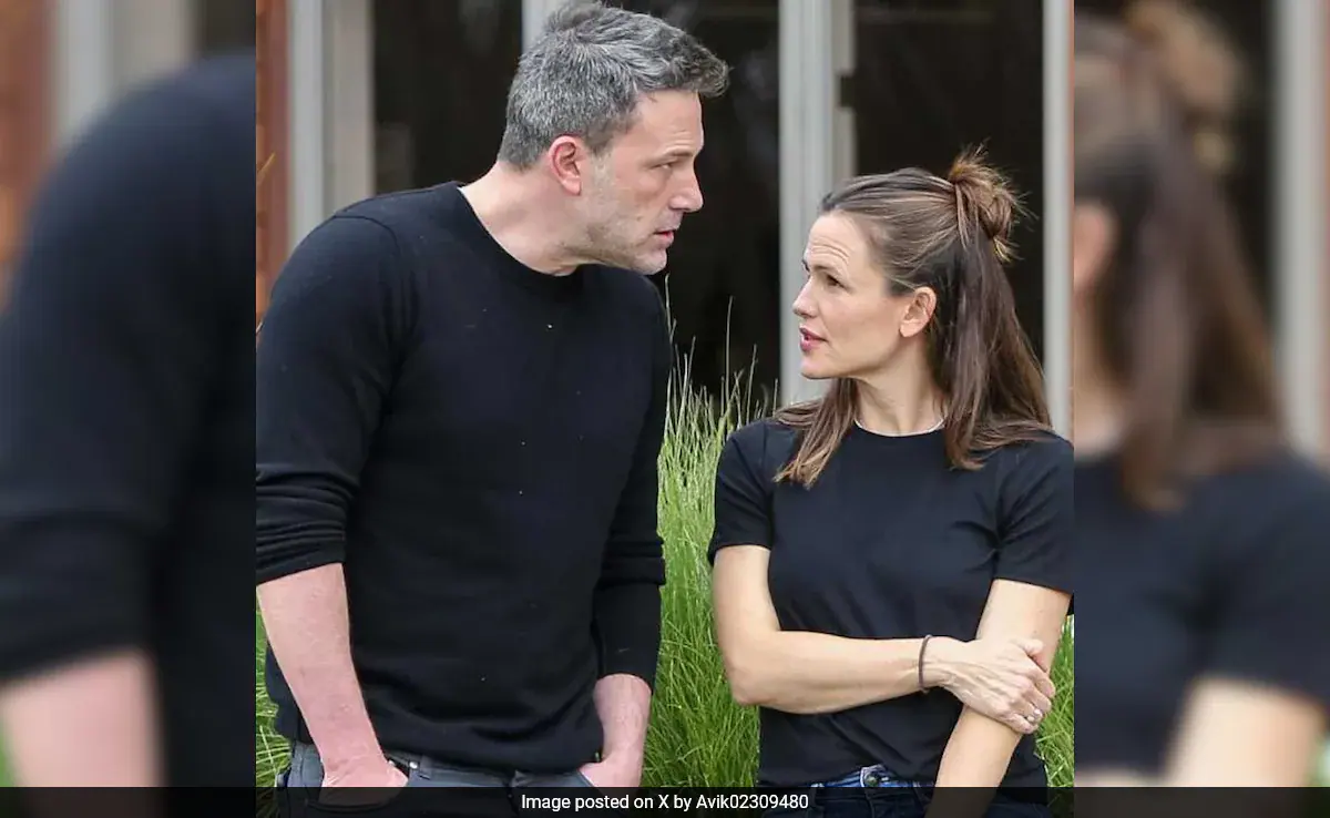 Jennifer Garner Visits Ex-Husband Ben Affleck's Residence On His Birthday. MIA - Jennifer Lopez