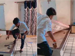 बिस्तर के नीचे छिपा बैठा था सांप, जैसे ही शख्स ने गद्दा हटाया, फन फैलाकर कर दिया अटैक और फिर जो हुआ...