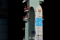ISRO EOS 08 Saltellite भूकंप, भूस्खलन, सुनामी से बचने में कैसे करेगा मदद? समझें ISRO EOS 08 Saltellite भूकंप, भूस्खलन, सुनामी से बचने में कैसे करेगा मदद? समझें