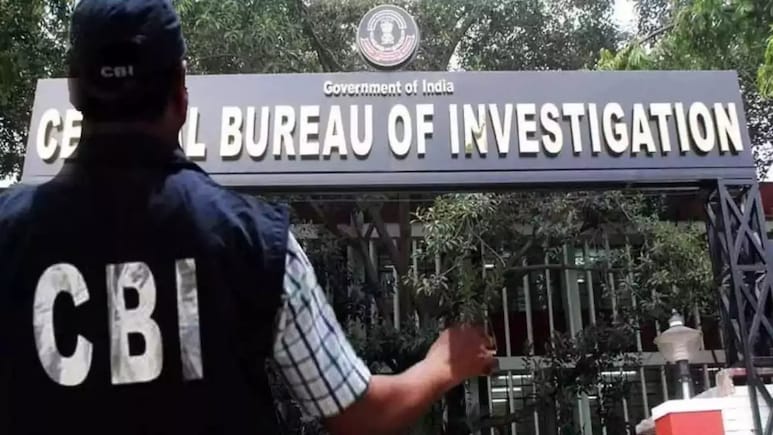 बिहार में CBI की बड़ी कारवाई, रिश्वतखोरी के केस में IRS अधिकारी आदित्य सौरभ गिरफ्तार