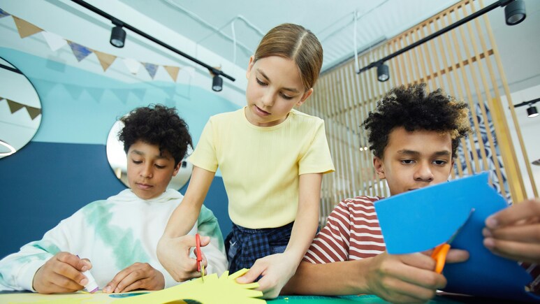 Amazon Great Freedom Festival: इन DIY किट के साथ अपने बच्चों की क्रिएटिविटी को उजागर करें और 75% तक का डिस्काउंट पाएं Amazon Great Freedom Festival: इन DIY किट के साथ अपने बच्चों की क्रिएटिविटी को उजागर करें और 75% तक का डिस्काउंट पाएं