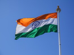 Independence Day Speech: स्वातंत्र्यदिनी शाळेत भाषण करण्यासाठी लक्षात ठेवा 10 मुद्दे, सर्व करतील तुमचं कौतुक Independence Day Speech: स्वातंत्र्यदिनी शाळेत भाषण करण्यासाठी लक्षात ठेवा 10 मुद्दे, सर्व करतील तुमचं कौतुक