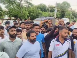 Rajasthan: सैनिक सम्मान के बिना गांव पहुंचा एयरफोर्स जवान का पार्थिव शरीर, आक्रोशित ग्रामीणों ने सदर थाने के सामने लगाया जाम