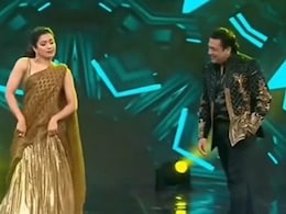 VIDEO: सामी-सामी पर रश्मिका के डांस से नजरें नहीं हटा पाए गोविंदा, फिर स्टेज पर गए चीची, दिया ऐसा साथ बंध गया समां VIDEO: सामी-सामी पर रश्मिका के डांस से नजरें नहीं हटा पाए गोविंदा, फिर स्टेज पर गए चीची, दिया ऐसा साथ बंध गया समां