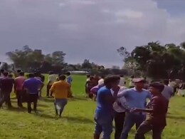 "Fear Being Killed": 600 Bangladeshis Try To Enter Bengal, Stopped By Border Force "Fear Being Killed": 600 Bangladeshis Try To Enter Bengal, Stopped By Border Force