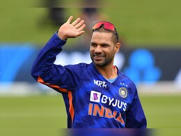 "मुझे रिप्लेस किया..." सहवाग से लेकर गौतम गंभीर तक, शिखर धवन के संन्यास पर आए ऐसे रिएक्शन