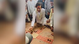 MP News: क्रिकेट में कॉमेंट्री देने के बाद जयवर्धन सिंह का आया इस पुराने खेल पर दिल, गांव वालों के साथ जमकर लगाए ठहाके