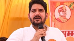 Explainer: मुकेश भाकर के 6 महीने के निलंबन के बाद क्या छिन जायेगी उनकी विधायकी? क्या कहते हैं नियम