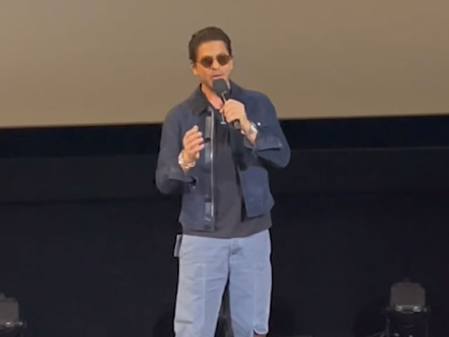 SRK At Devdas Screening: "Felt The Movie Would Be A Memory To My Mother"