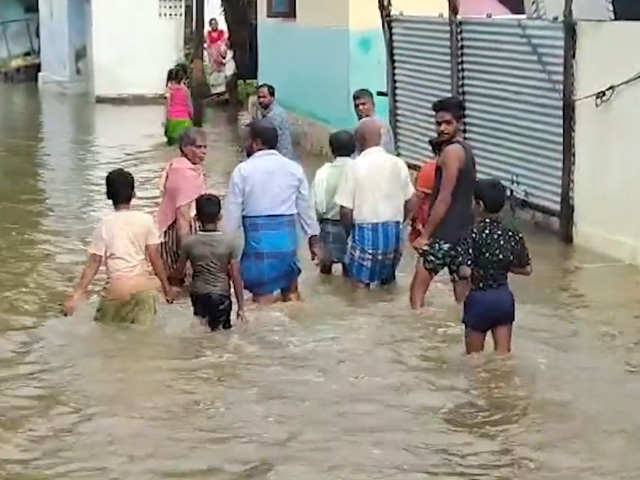 Tamil Nadu's Krishnagiri District Flooded Amid Heavy Rains