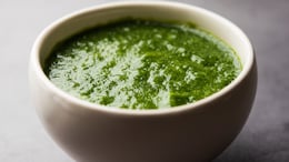 How To Make Pudina Anardana Chutney In Just 5 Minutes (Recipe Inside)