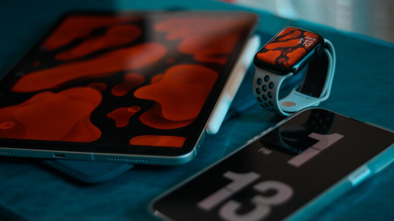 ये बेहतरीन फायर-बोल्ट स्मार्टवॉच हो सकती हैं आपकी, कीमत ₹1600 से शुरू