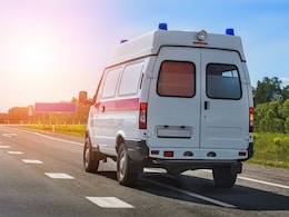 Jaisalmer: 20 साल के युवक ने पेट्रोल छिड़ककर खुद को लगाई आग, केस में पुलिस की मदद न मिलने से था नाराज Jaisalmer: 20 साल के युवक ने पेट्रोल छिड़ककर खुद को लगाई आग, केस में पुलिस की मदद न मिलने से था नाराज