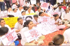 Lucknow Doctors To Mark "Black Raksha Bandhan" Amid Kolkata Rape-Murder Protest Lucknow Doctors To Mark "Black Raksha Bandhan" Amid Kolkata Rape-Murder Protest