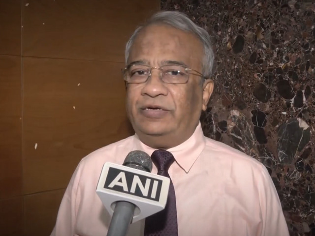 What Was The Reason Behind Monday Market Crash? Expert Explains