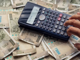 वित्त मंत्री ने ITR Refund को लेकर दी बड़ी अपडेट, जानें कितने दिन में आएगा पैसा, ऐसे चेक करें स्टेटस वित्त मंत्री ने ITR Refund को लेकर दी बड़ी अपडेट, जानें कितने दिन में आएगा पैसा, ऐसे चेक करें स्टेटस