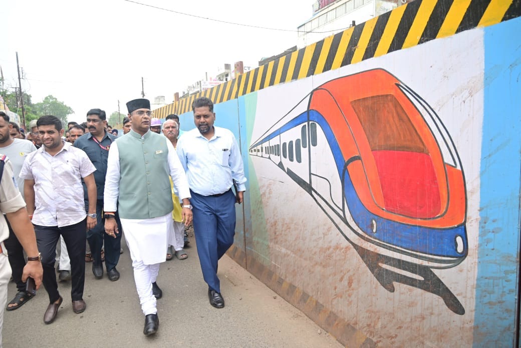 Bhopal Metro: दूर हुई बड़ी बाधा, अब न रूट बदलेगा न लागत बढ़ेगी, PWD-मेट्रो के बीच बनी सहमति