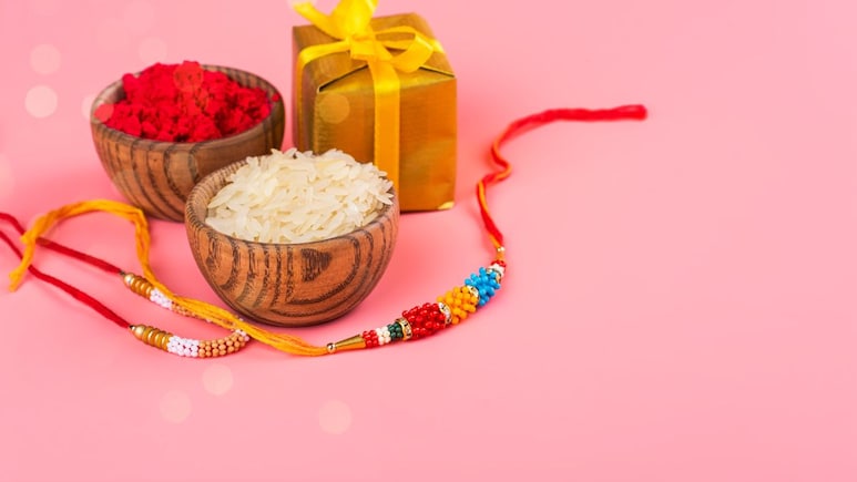 Raksha Bandhan 2025 Date: 8 या 9 अगस्त कब है रक्षाबंधन? जानें सही तिथि और राखी स्पेशल रेसिपी