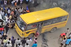 Amid Bharat Bandh In Bihar, Mob Removes Burning Tire From Below School Bus Amid Bharat Bandh In Bihar, Mob Removes Burning Tire From Below School Bus