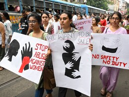 British Indian Women Medics Extend Support For Kolkata Rape-Murder Protests British Indian Women Medics Extend Support For Kolkata Rape-Murder Protests