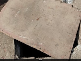 8-Year-Old Boy Falls Into Manhole In Delhi's Defence Colony, Rescued 8-Year-Old Boy Falls Into Manhole In Delhi's Defence Colony, Rescued