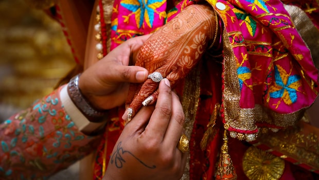  How To Create A Balanced Bridal Trousseau Within Budget