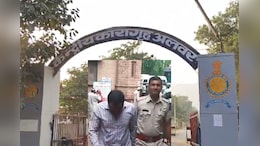 लैब टेक्नीशियन कैदियों को पहुंचता था गांजा, बीड़ी, गुटका, सुरक्षा गार्ड्स ने रंगे हाथों किया गिरफ्तार