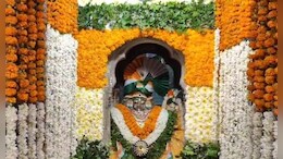 Brahma Ji Temple: दुनिया के एकमात्र ब्रह्मा जी के मंदिर में&nbsp;हुआ&nbsp;भगवान का तिरंगा श्रृंगार, उमड़ी भक्तों की भीड़&nbsp;