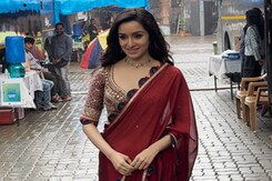 Shraddha Kapoor Boards Style Express At <i>Stree 2</i> Promotions Shraddha Kapoor Boards Style Express At <i>Stree 2</i> Promotions