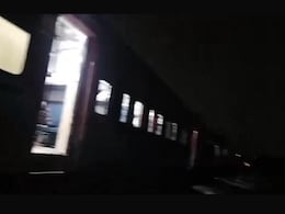 20 Coaches Of Sabarmati Express Train Derail In UP, No Casualties 20 Coaches Of Sabarmati Express Train Derail In UP, No Casualties
