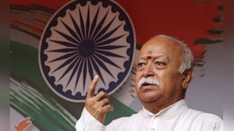 'हिंदूंना विनाकारण...' बांगलादेशमधील हिंसाचारावर काय म्हणाले RSS प्रमुख?