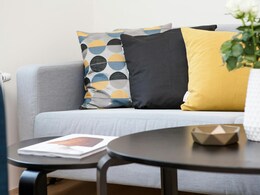 छोटे घरों के लिए बेस्‍ट हैं ये L-Shaped Sofa, पाएं इन पर 45% तक डिस्‍काउंट