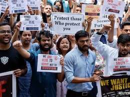 "डेंगू और मलेरिया के बढ़ रहे मामले, हड़ताल वापस लें...", सरकार ने डॉक्टरों से की अपील "डेंगू और मलेरिया के बढ़ रहे मामले, हड़ताल वापस लें...", सरकार ने डॉक्टरों से की अपील