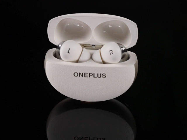 Gadgets 360 With Technical Guruji: OnePlus Buds Pro 3 Debuts in India
