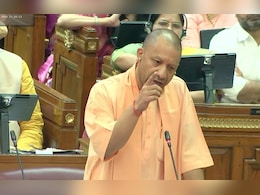 गोमती नगर छेड़छाड़ः योगी ने विधानसभा में पढ़े मनचलों के नाम, बोले- इनके लिए 'बुलेट ट्रेन' चलाएंगे गोमती नगर छेड़छाड़ः योगी ने विधानसभा में पढ़े मनचलों के नाम, बोले- इनके लिए 'बुलेट ट्रेन' चलाएंगे