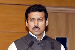 नीरज चोपड़ा के सिल्वर जीतने पर मंत्री राज्यवर्धन राठौड़ ने दी बधाई