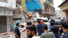 Ajmer Building Collapsed: अजमेर के केसरगंज में तीन मंजिला इमारत गिरी, नगर निगम ने जारी कर रखा था नोटिस