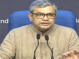 ट्रेनों में लगाए जाएंगे 12 हजार जनरल कोच: रेल मंत्री अश्विनी वैष्णव का ऐलान ट्रेनों में लगाए जाएंगे 12 हजार जनरल कोच: रेल मंत्री अश्विनी वैष्णव का ऐलान