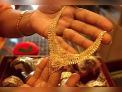 PM मोदी की अपील से ज्वेलरी शेयरों में बड़ी गिरावट, स्काई गोल्ड 11% टूटा, सेंको गोल्ड से टाइटन तक लुढ़के