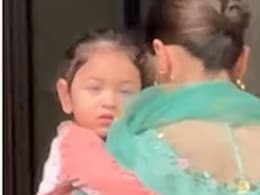 राहा कपूर ने राखी के मौके पर पहनी ये क्यूट ड्रेस, सास के साथ मैचिंग करती दिखीं आलिया भट्ट राहा कपूर ने राखी के मौके पर पहनी ये क्यूट ड्रेस, सास के साथ मैचिंग करती दिखीं आलिया भट्ट